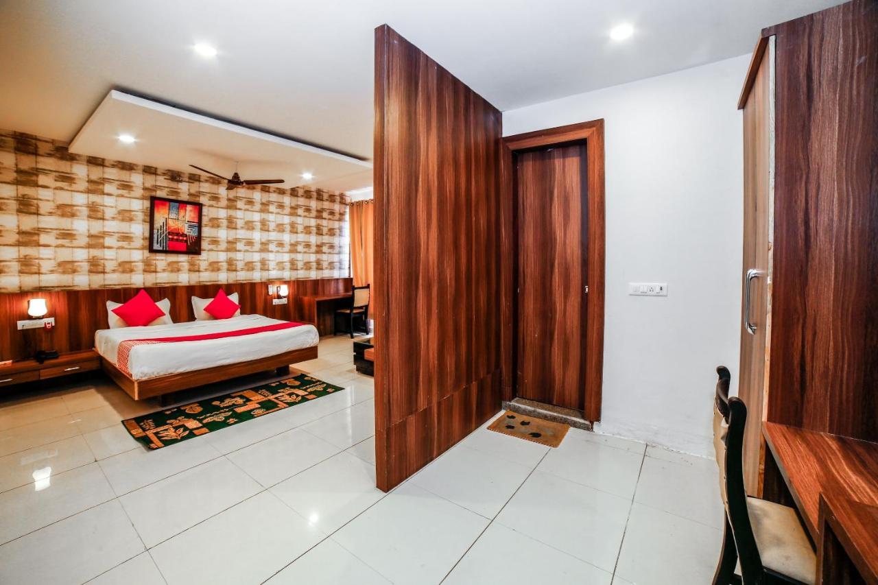 Oyo 35769 Hotel Rishabh Jhānsi Exterior foto